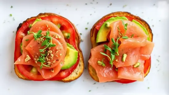 Avocado Toast calorie deficit breakfast ideas