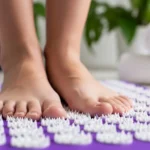 acupressure mat with therapeutic spikes for foot pain relief and circulation