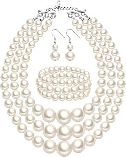 1950s vintage pearl necklace and earrings for women